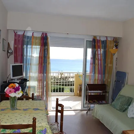 + Cabine, 3 Personnes, Face A La Mer, Parking - Fr-1-803-32 Apartment Le Lavandou